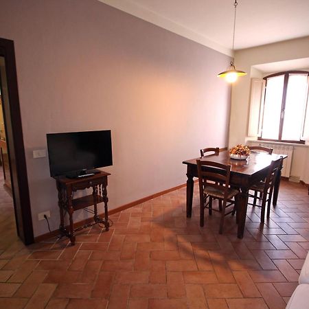 Agriturismo Casale Dello Sparviero Castellina in Chianti Bagian luar foto