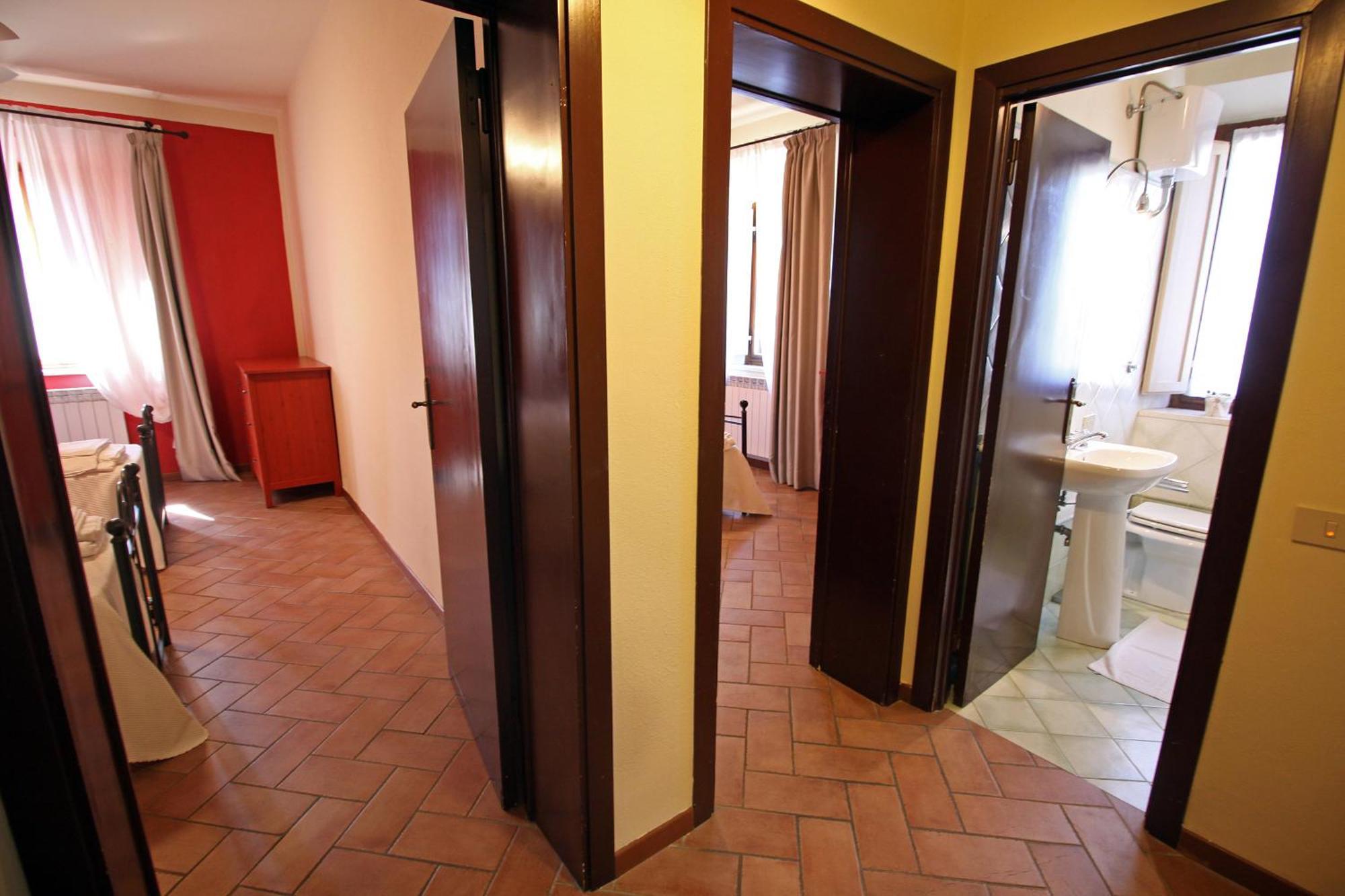Agriturismo Casale Dello Sparviero Castellina in Chianti Bagian luar foto